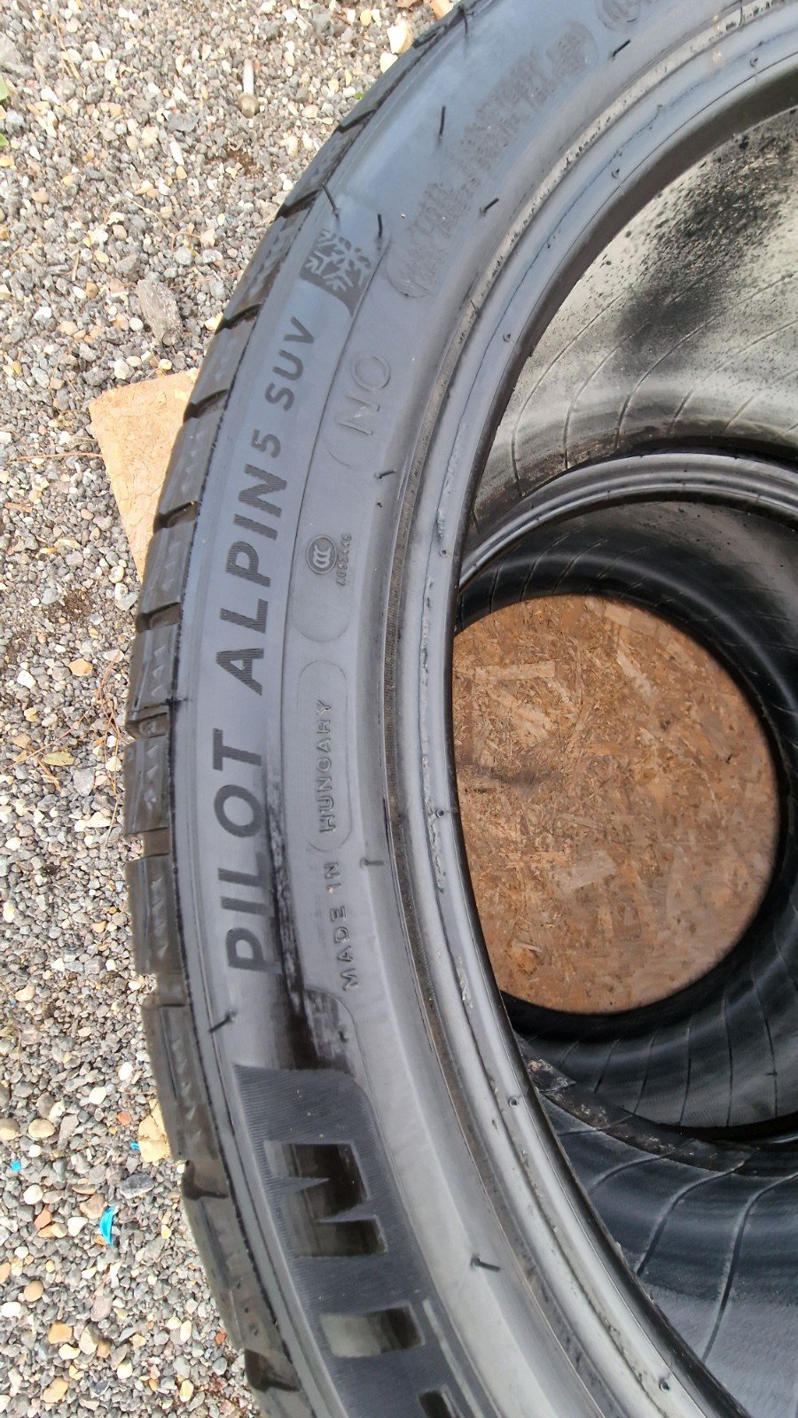 2X 305-35-21 Tyres 109V, MICHELIN Pilot Alpin5 SUV NO, Extra Load, - Image 10