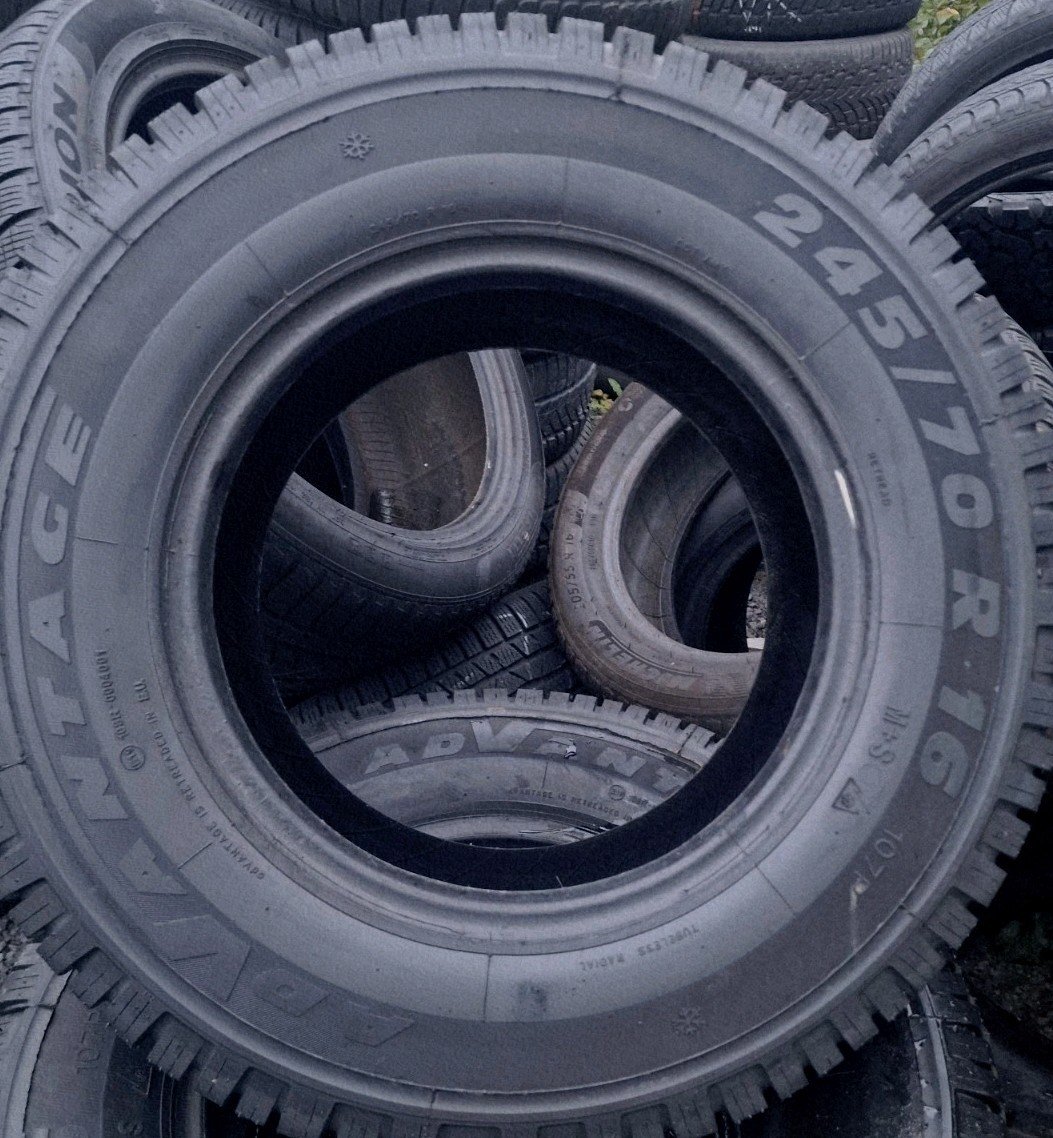 4 X 245 70 16 Tyres , ADVANTAGE, 4X4 , Retread in EU - Image 4