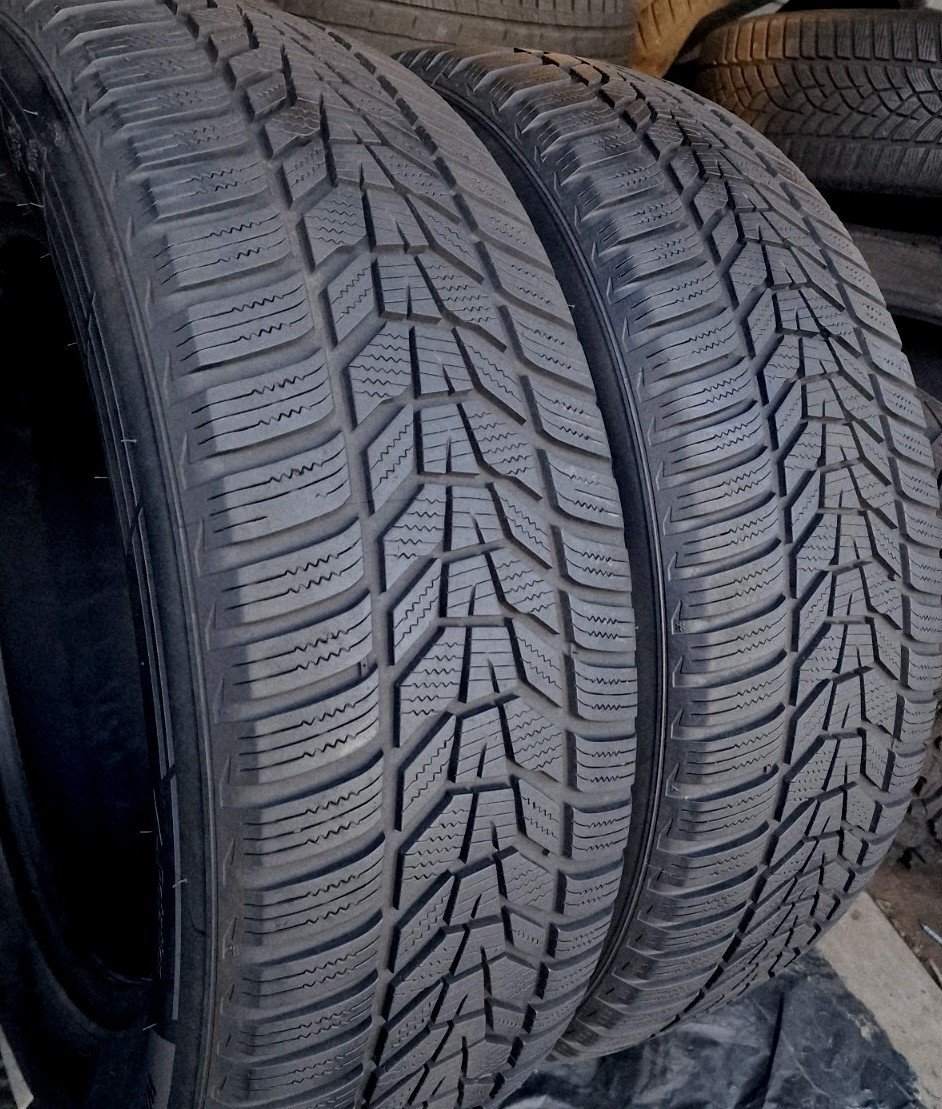 2 X 215 65 17 Tyres ,Hankook Winter Icept Evo3 , 6mm + - Image 4