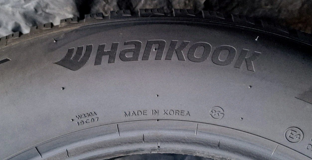 2 X 215 65 17 Tyres ,Hankook Winter Icept Evo3 , 6mm + - Image 10