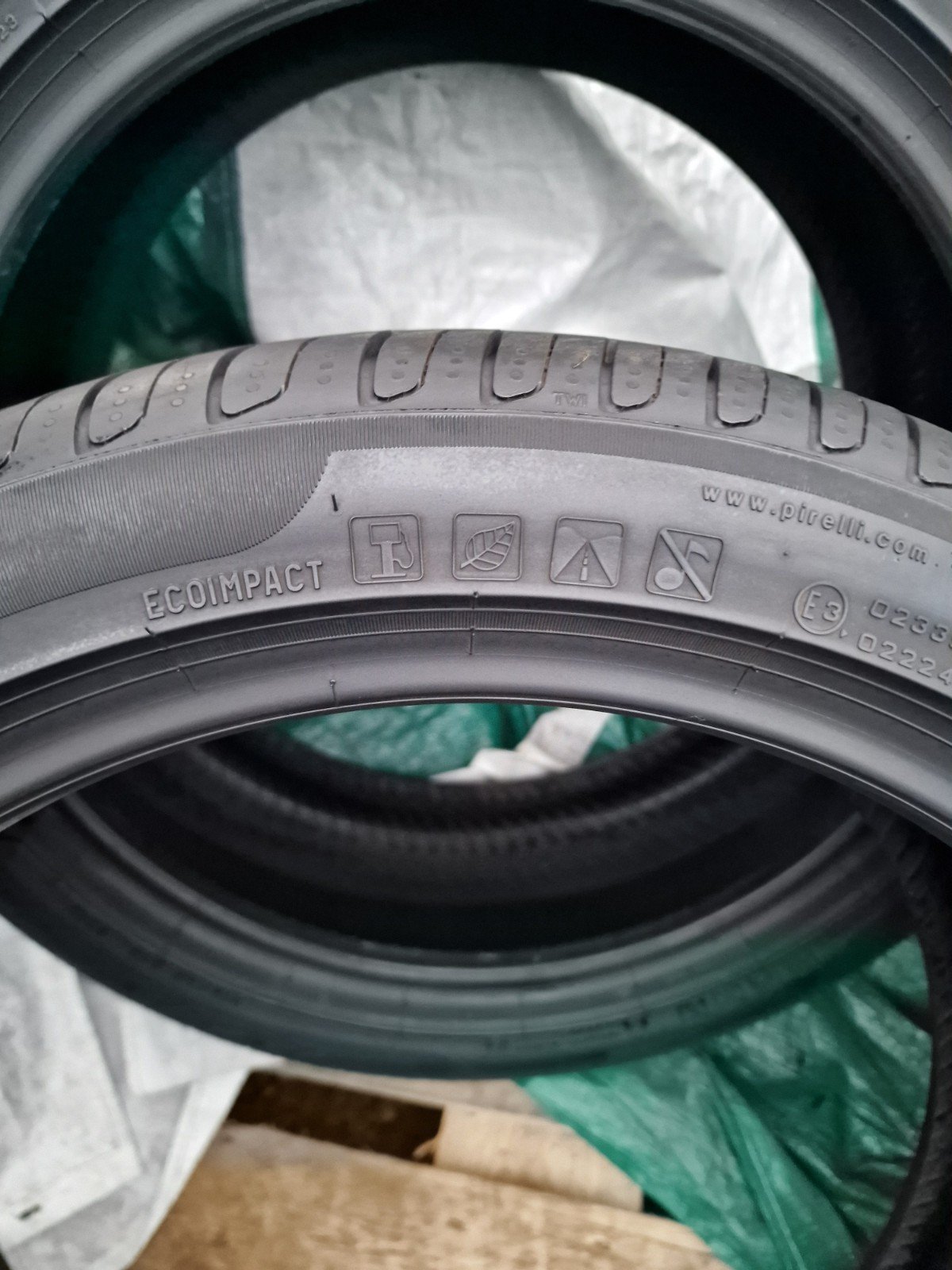 2 x 215 45 18 Tyres 89 V , Hankook Ventus Prime , Kontrol Technology, 7 mm + - Image 11