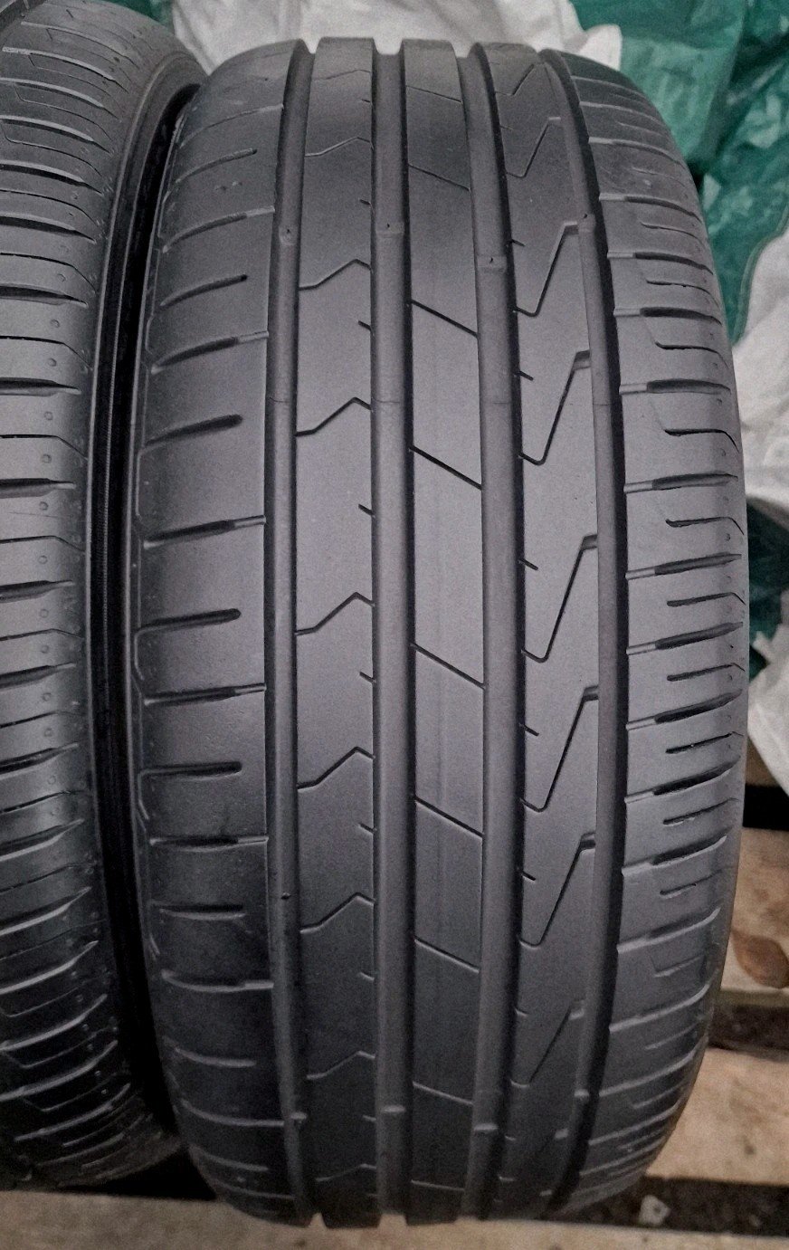 2 x 215 45 18 Tyres 89 V , Hankook Ventus Prime , Kontrol Technology, 7 mm + - Image 4