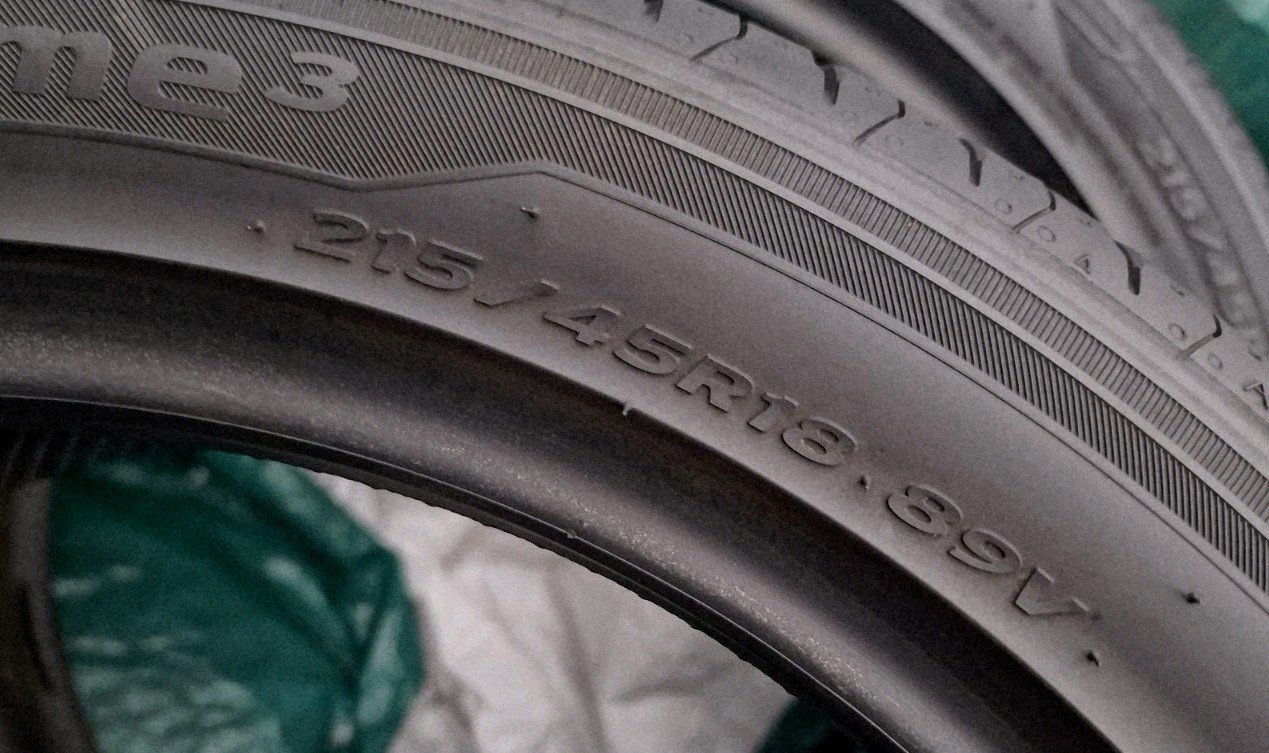 2 x 215 45 18 Tyres 89 V , Hankook Ventus Prime , Kontrol Technology, 7 mm + - Image 7