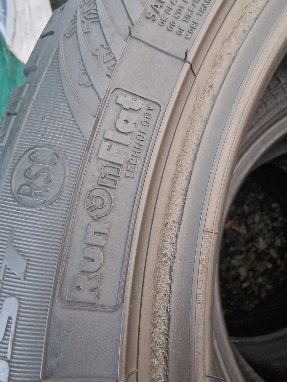 2 x 225/50R17 94H Dunlop, SP winter sport * Star Marked , Runflat - Image 7