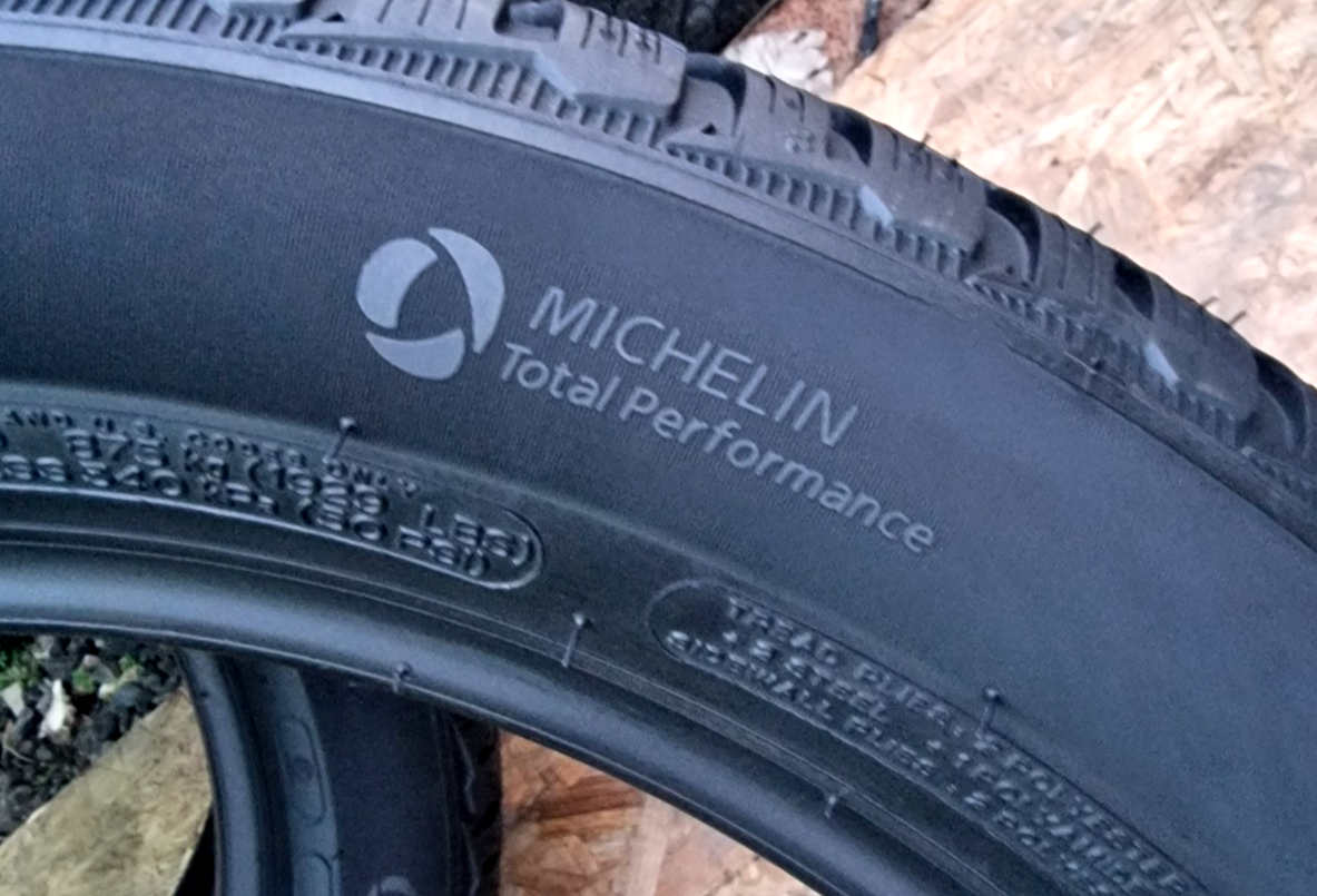 2 x 235 50 R19 tyres 103V , MICHELIN PILOT ALPIN 5 , Extra Load,SUV, M+S - Image 14