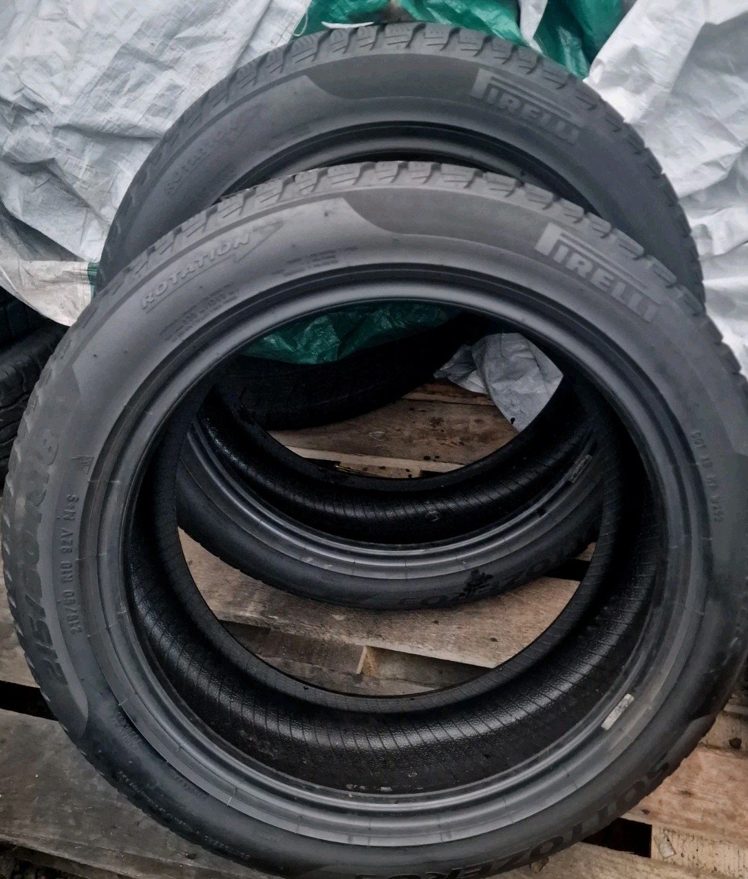 215 50 18 X 2 , 92 V Pirelli SottoZero 3 Winter M+S - Image 5