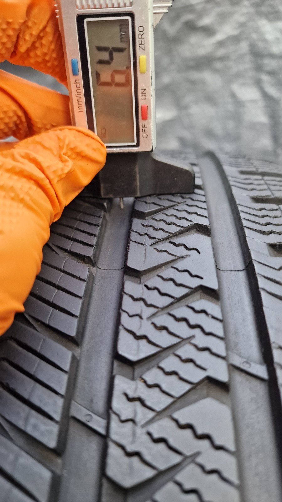 2 X 205 45 17 Tyres 88V , Vredestine Quatrac5 , Made In Netherlands, - Image 14
