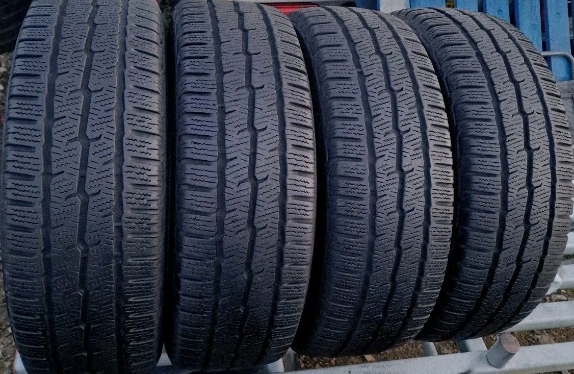 2 X 205 65 16 C Tyres , TOYO, OBSERVE VAN ,Commercial Made In Japan, 6mm , M+S