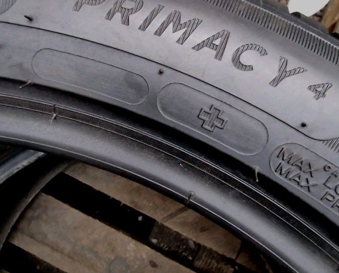2 X 225 50 18 Tyres, MICHELIN PRIMACY 3/4 , 99w and 95V , Made In Spain - Image 13