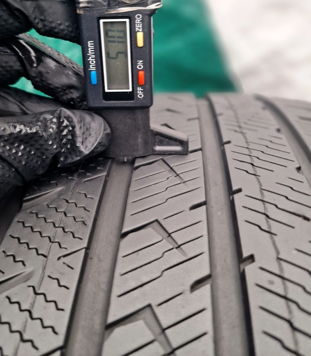 1 x 255 40 20 tyres, 101Y ,VREDESTEIN QUATRAC PRO ExtraLoad,,M+S - Image 5