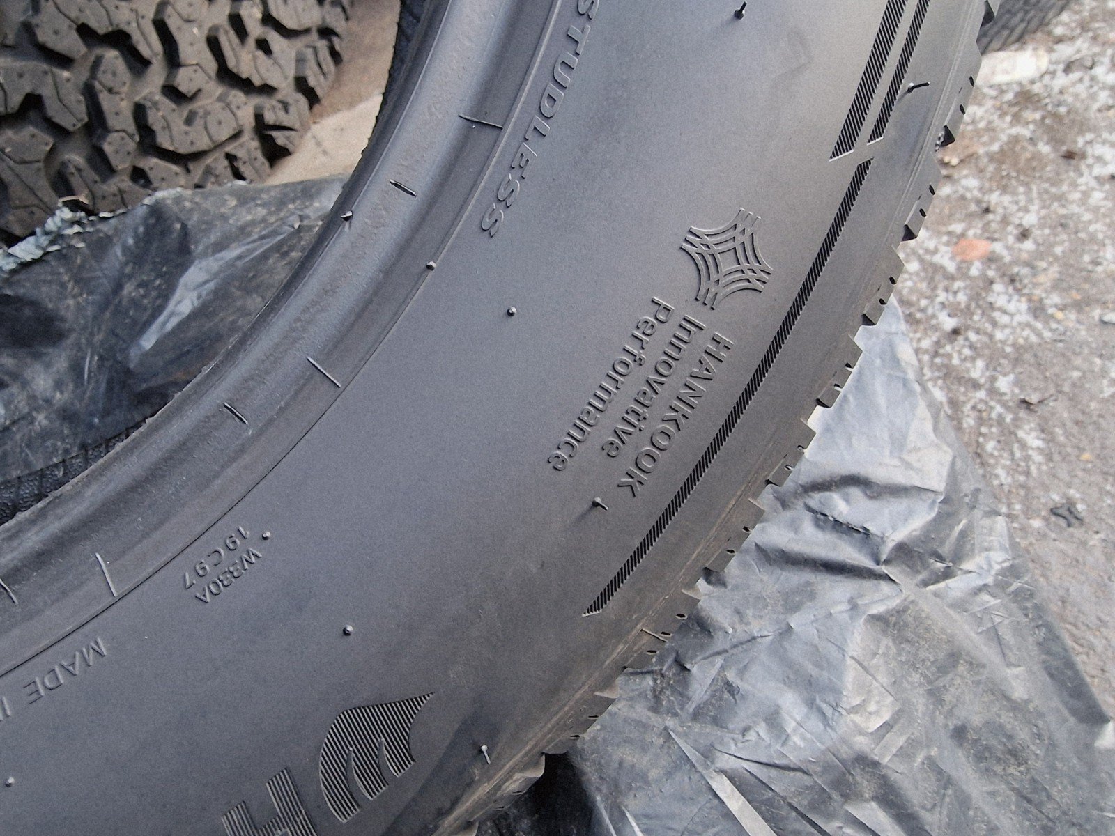 4 X 215 65 17 Tyres ,Hankook Winter Icept Evo3 , 6mm , Read Description - Image 11