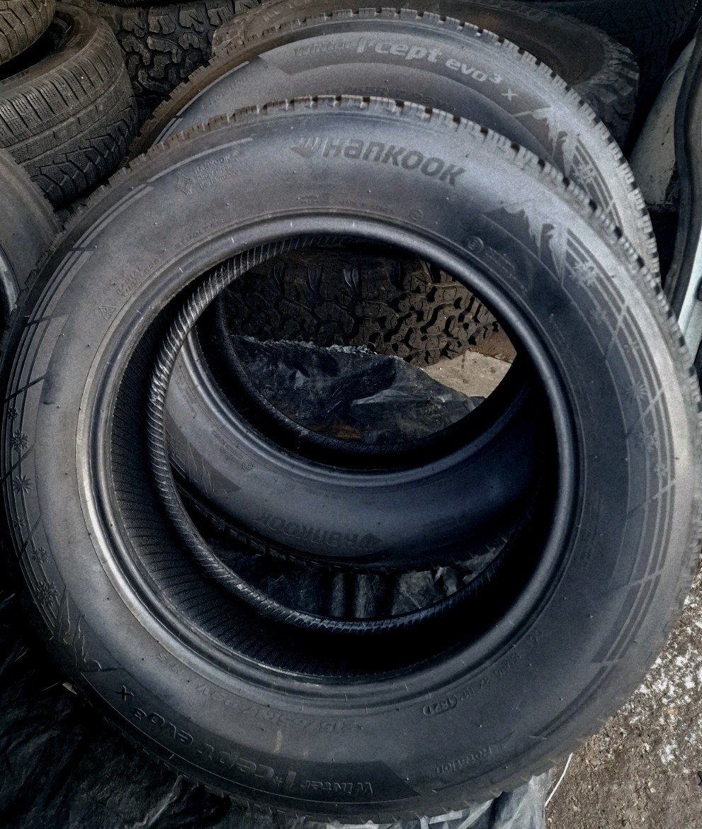 4 X 215 65 17 Tyres ,Hankook Winter Icept Evo3 , 6mm , Read Description - Image 7