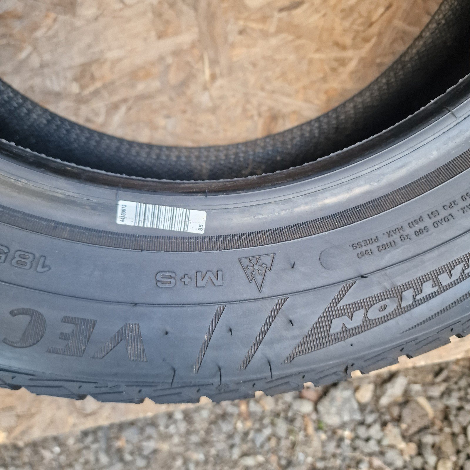 4 x 185/60R15 Tyres 84T, Goodyear Vector 4 Season, Geb2 , Dot:25 - Image 11
