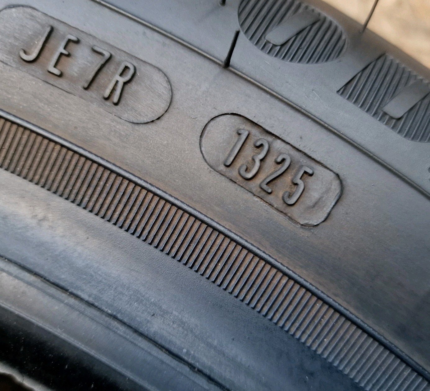 4 x 185/60R15 Tyres 84T, Goodyear Vector 4 Season, Geb2 , Dot:25 - Image 13
