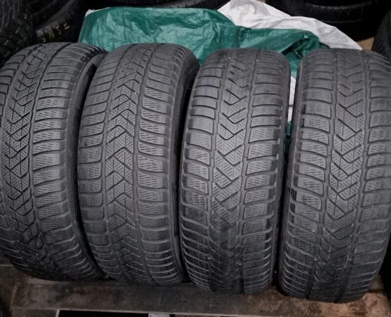 PIRELLI  4x 225 55 17 (97H) TYRE SOTTOZERO3 MOE 🌟 RUNFLAT