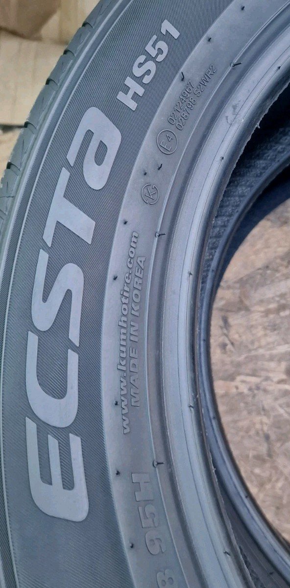 2 X 215 55 18 Tyres 95H , KUMHO -ECSTA HS51 , Made In Korea - Image 10