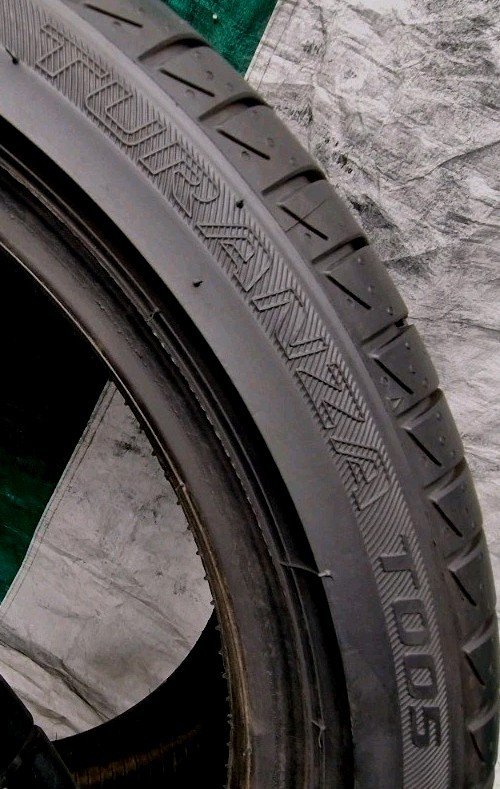 2 X 255 35 18 Tyres BRIDGESTONE TURANZA T005 94Y , Extra Load - Image 9