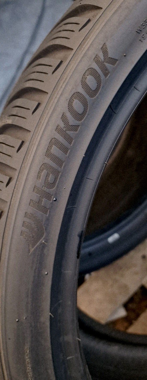 2 X 295 30 20 Tyres , Winter icept Evo2 , Extra Load - Image 11