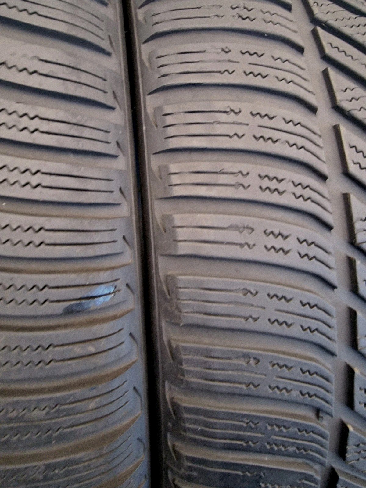 2 X 295 30 20 Tyres , Winter icept Evo2 , Extra Load - Image 4