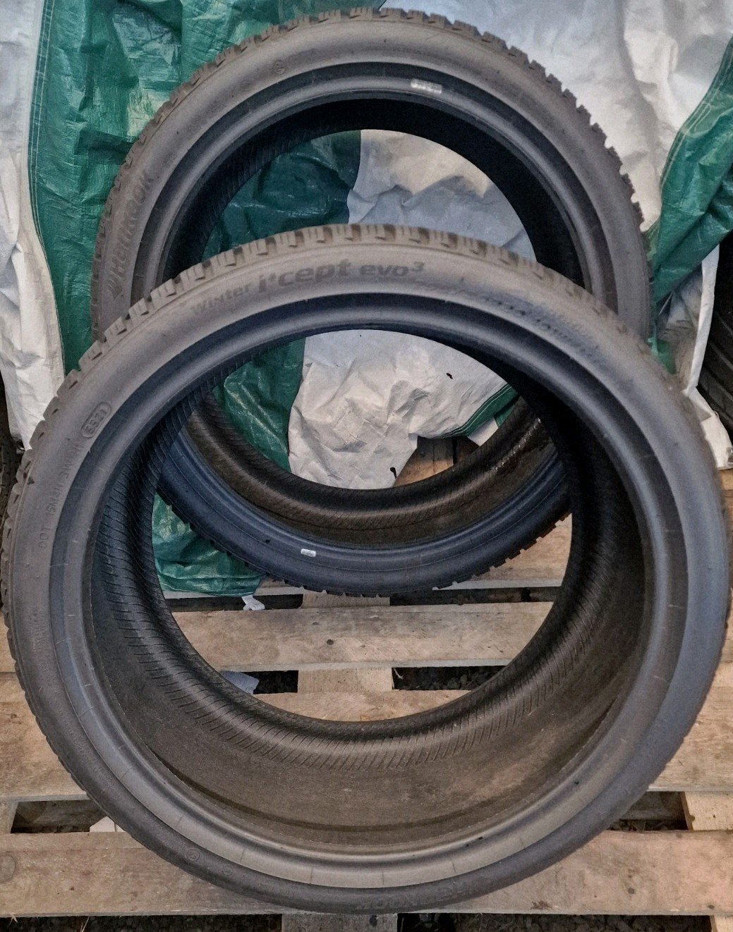 2 X 295 30 20 Tyres , Winter icept Evo2 , Extra Load - Image 5