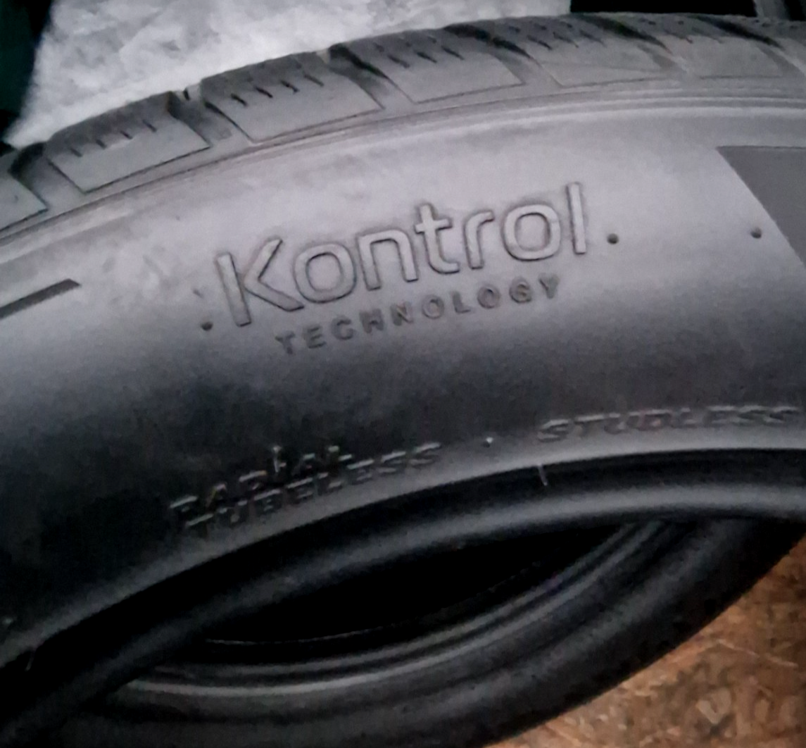 2x 235/55/R19 105V M+S HANKOOK I*cept Evo 2 SUV WINTER PART WORN TIRES TREAD 5MM - Image 7