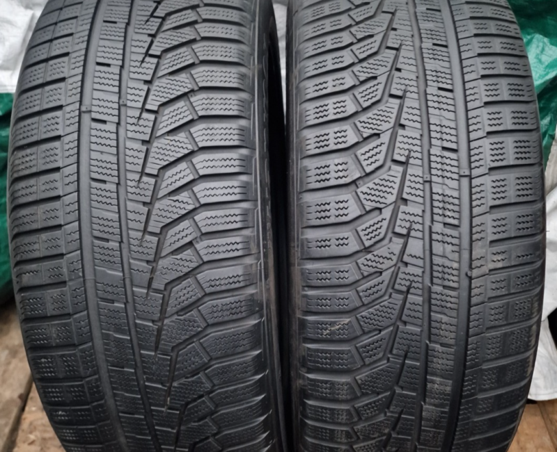 2x 235/55/R19 105V M+S HANKOOK I*cept Evo 2 SUV WINTER PART WORN TIRES TREAD 5MM