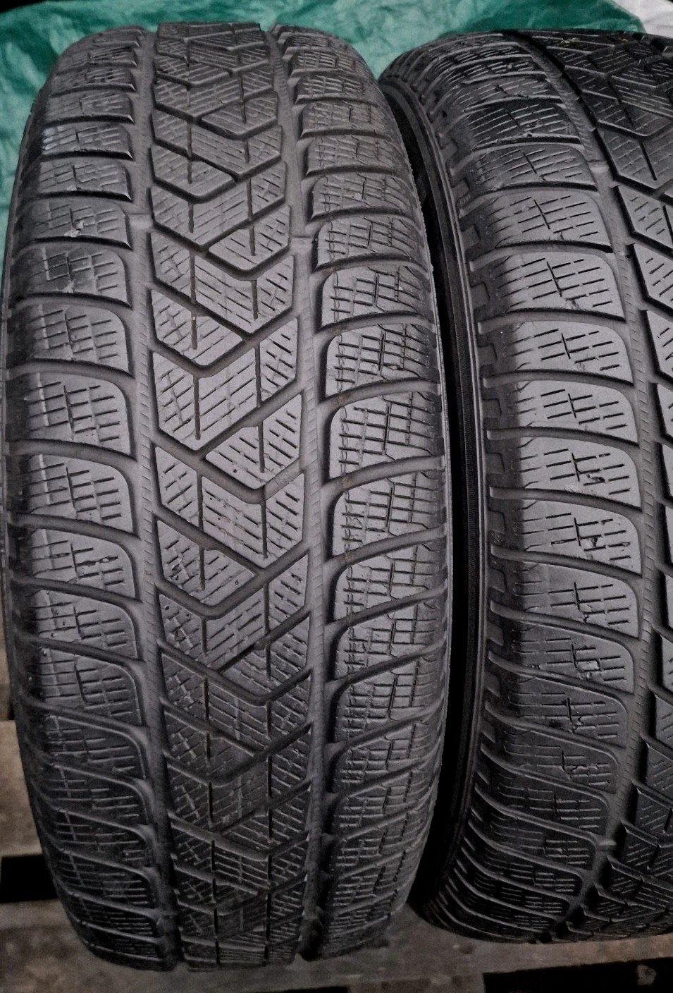 4 X 215 65 17 Tyres , PIRERLLI Scorpion Winter - Image 3