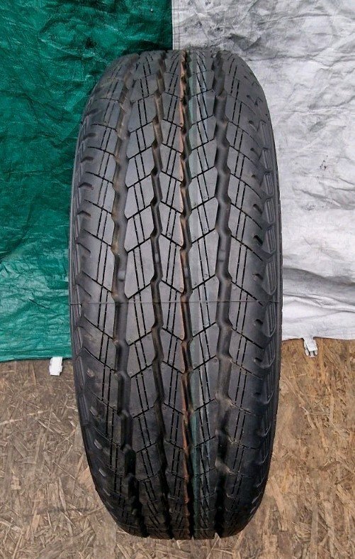 1 X 195 70 15 Tyres 97T , SEMPERIT TRANCE SPEED ,Rainforced