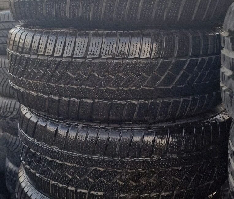 4 X 195 55 16 Tyres 87H  Continental  ContiWinterContact  TS830 ,