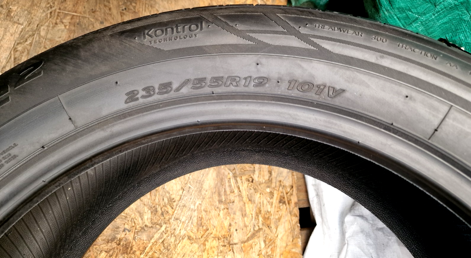 1 x 235 55 19 tyre 101V, HANKOOK Ventus Prime2 , New ,Dot 19 - Image 8