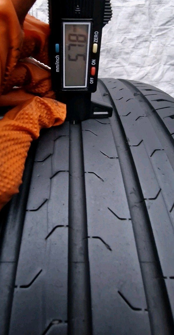2 X 215 55 17 Tyres 94 V , Continental ContiEcoContact5 , 5mm to 6mm - Image 14