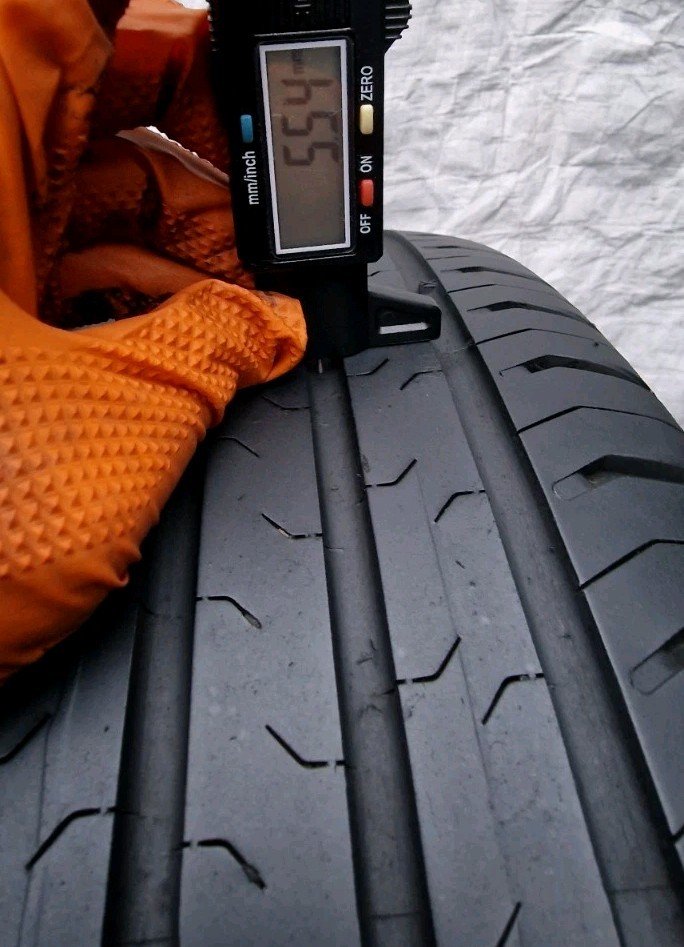 2 X 215 55 17 Tyres 94 V , Continental ContiEcoContact5 , 5mm to 6mm - Image 15
