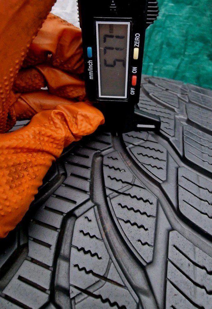4 X 205 60 16 Tyres 92H ,BRIDGESTONE BLIZZAK LM-32, (MO) M+S - Image 17