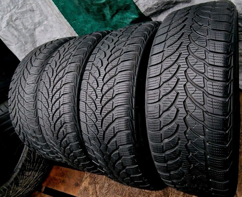 4 X 205 60 16 Tyres 92H ,BRIDGESTONE BLIZZAK LM-32, (MO) M+S - Image 3