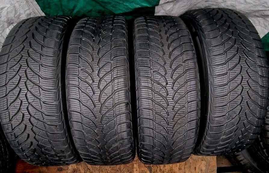 4 X 205 60 16 Tyres 92H ,BRIDGESTONE BLIZZAK LM-32, (MO) M+S