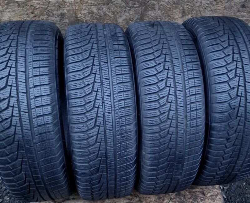 4 x 205 60 16  Tyres 92H  HANKOOK 91H Winter i Cept evo2,  M+S